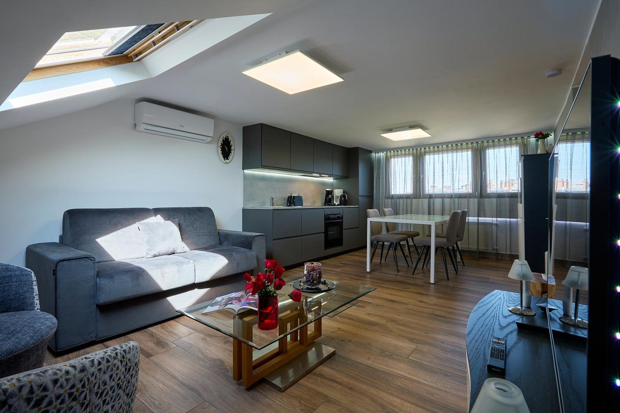 The Queen Luxury Apartments - Villa Carlotta ลักเซมเบิร์ก ภายนอก รูปภาพ