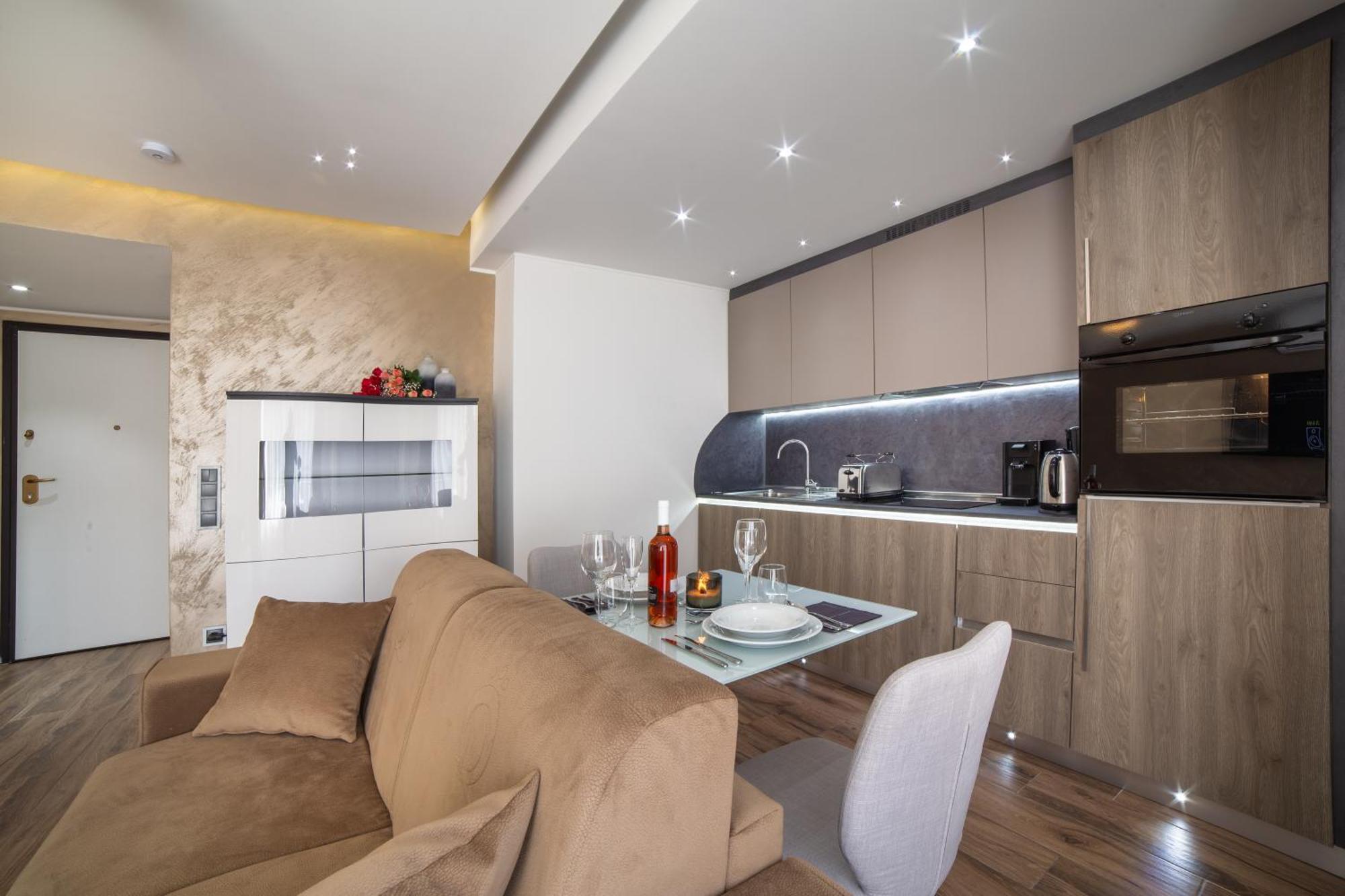 The Queen Luxury Apartments - Villa Carlotta ลักเซมเบิร์ก ภายนอก รูปภาพ